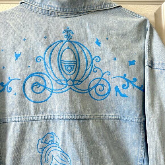 Disney Parks Cinderella Denim Jean Jacket XXL Spirit Jersey 2XL Princess 51”blue - Picture 4 of 6
